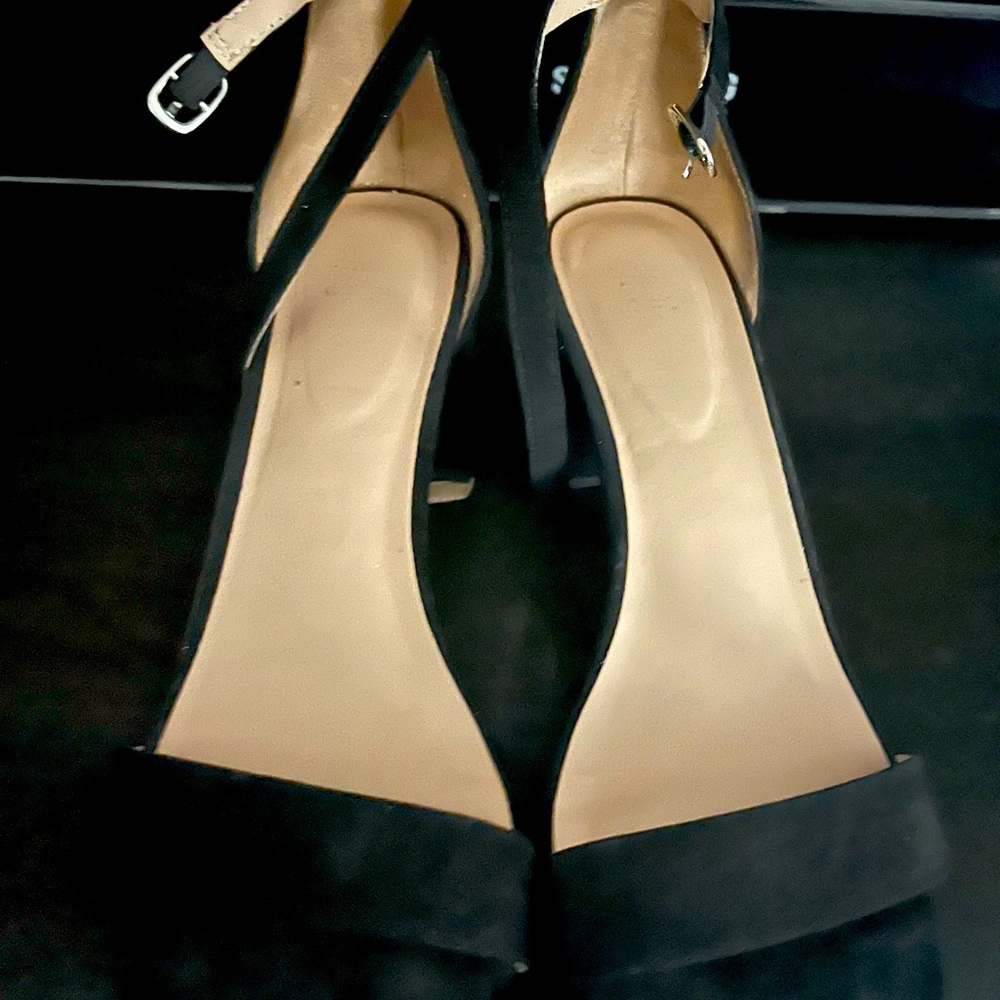 Black High heels